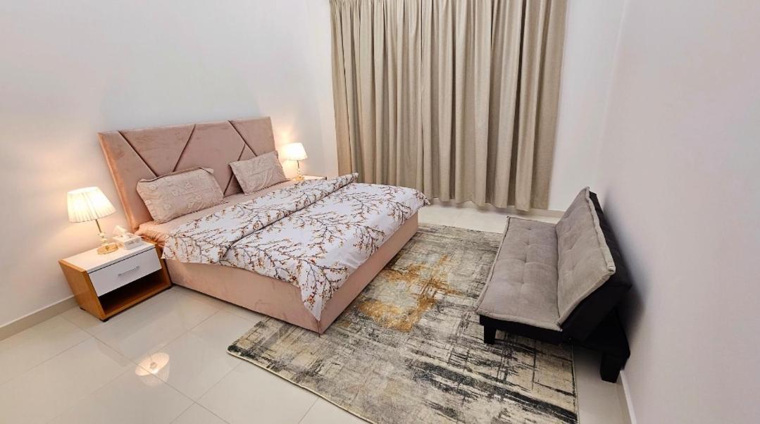 Splendid Villa Rooms Near Dubai Airport Екстериор снимка
