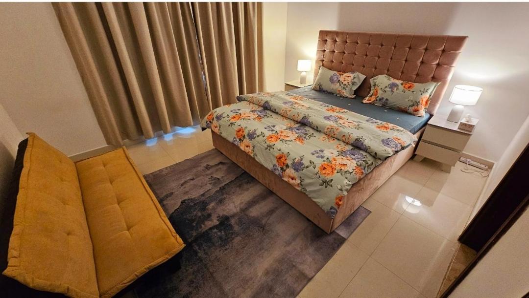 Splendid Villa Rooms Near Dubai Airport Екстериор снимка